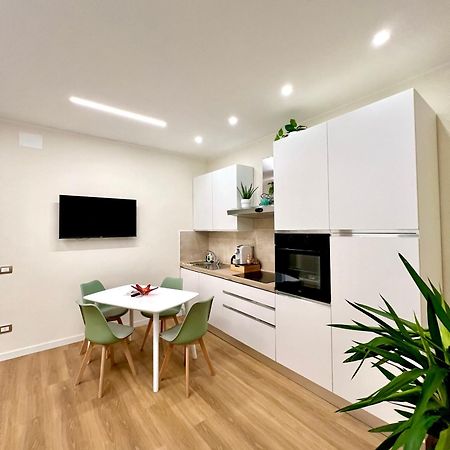 The Dream Apartment 100 M Dal Mare Savona Esterno foto